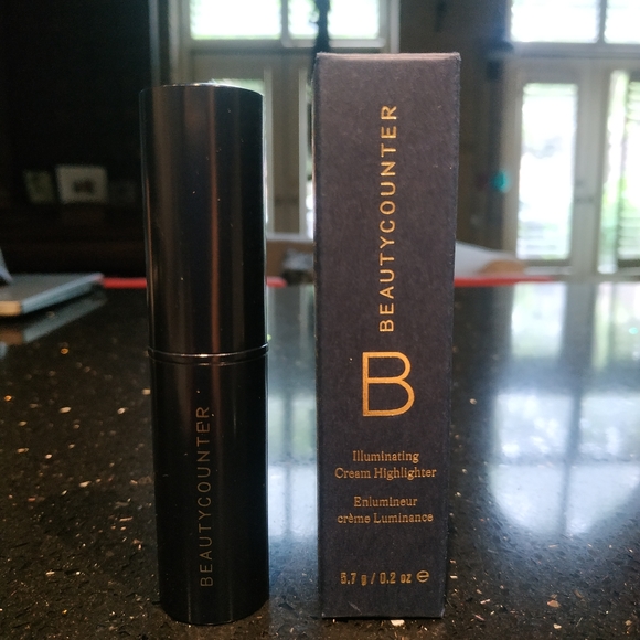 Beautycounter Illuminating Cream Highlighter - Picture 3 of 4